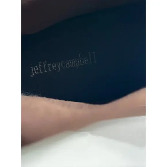 Brown Chelsea Ankle Boots Women’s Size 7 Water Resistant Lug Sole Pull On - Picture 6 of 6